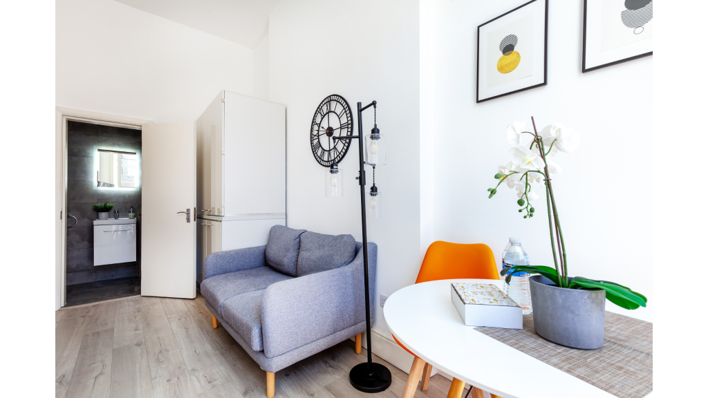 Konnect Homes London rental interior supported by AdvanceCM property management workflows